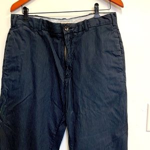 Men’s banana republic navy pinstripe dress pants in size 34/30